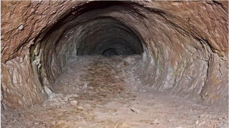 巴西存在一条非人类建造的隧道，通过研究发现，距今已有13000年903 / 作者:兴冲冲丈 / 帖子ID:130027