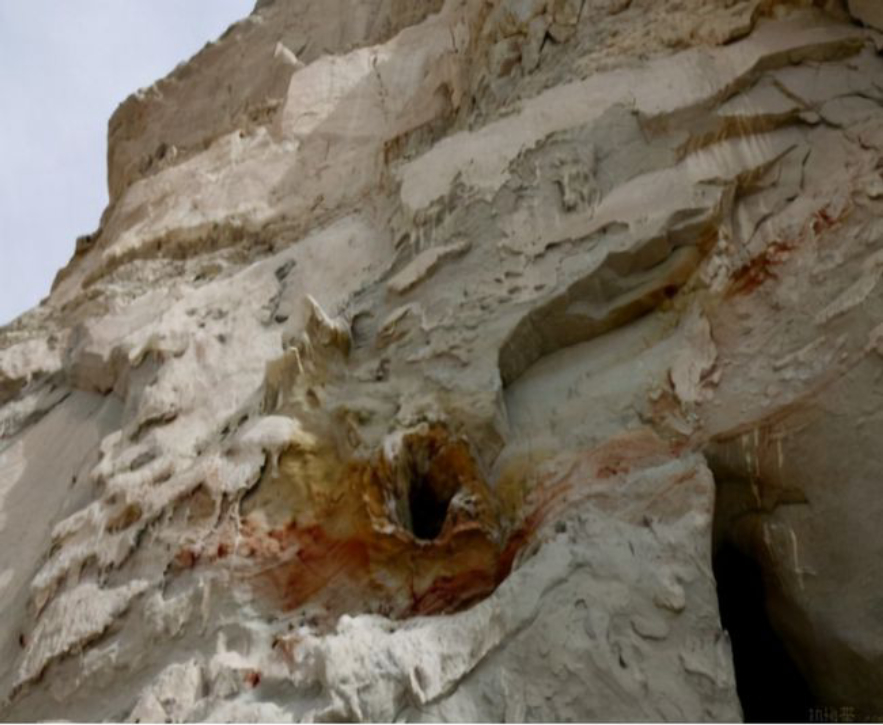 距今15万年，百米铁管贯穿山体，白公山外星人遗址至今是未解之谜255 / 作者:绚丽源自寂寞悍 / 帖子ID:130221