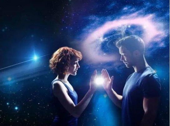人类穿越进入倒计时？科学家：爱因斯坦说的“虫洞”真实存在652 / 作者:janlinsa / 帖子ID:130392
