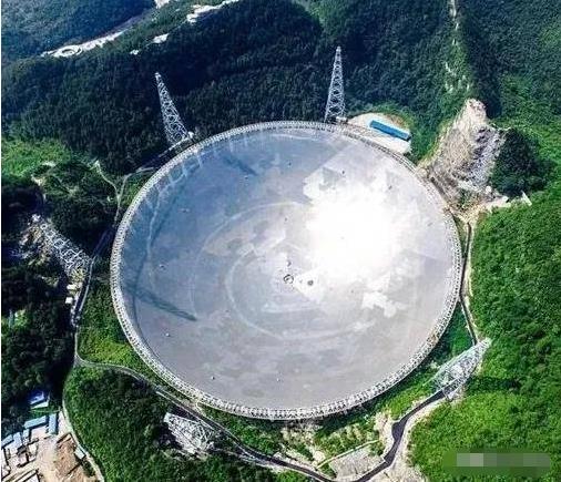 在宇宙间，地球是唯一存在生命的天体吗？620 / 作者:第三只手烈 / 帖子ID:130550