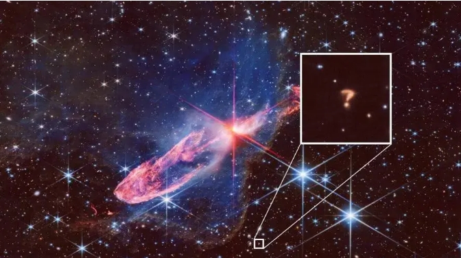 时空错乱：韦布望远镜发现一个“穿越”到远古宇宙的现代星系774 / 作者:阿呜O / 帖子ID:129587