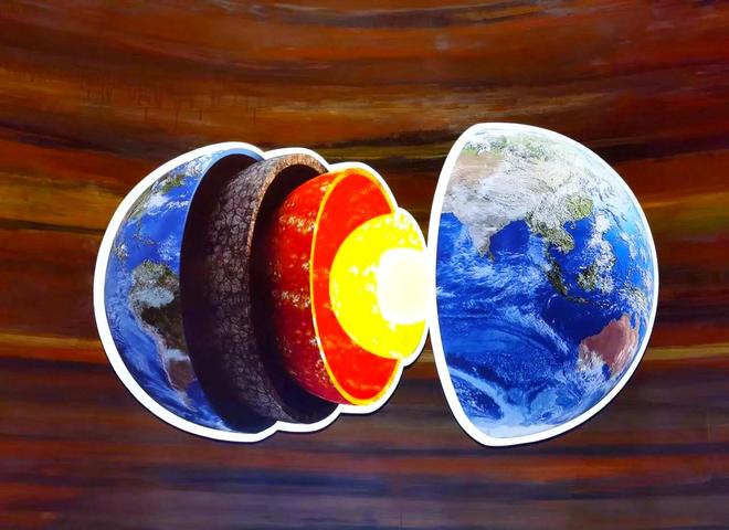 科学家警告：地球磁场衰减加速，未来或面临火星化危机657 / 作者:单丁鹤纷 / 帖子ID:130880