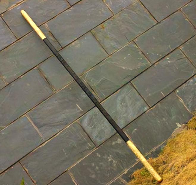 一根30万公里长的棍子挥舞时，末端速度能否超过光速？877 / 作者:单丁鹤纷 / 帖子ID:130879