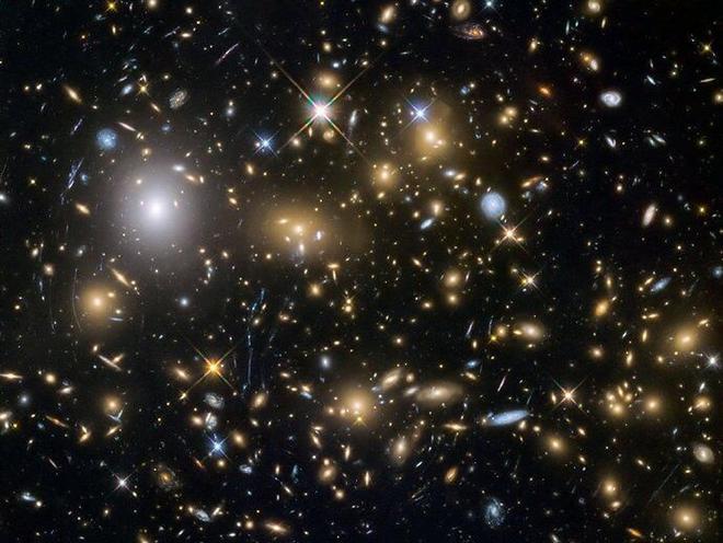 科学家揭示地球可观测宇宙边界：140亿光年外的极限570 / 作者:单丁鹤纷 / 帖子ID:130921