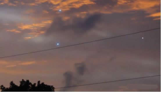 2023年4月济南UFO事件真相：闪电中移动的不明物体原因揭秘226 / 作者:张立武 / 帖子ID:131275
