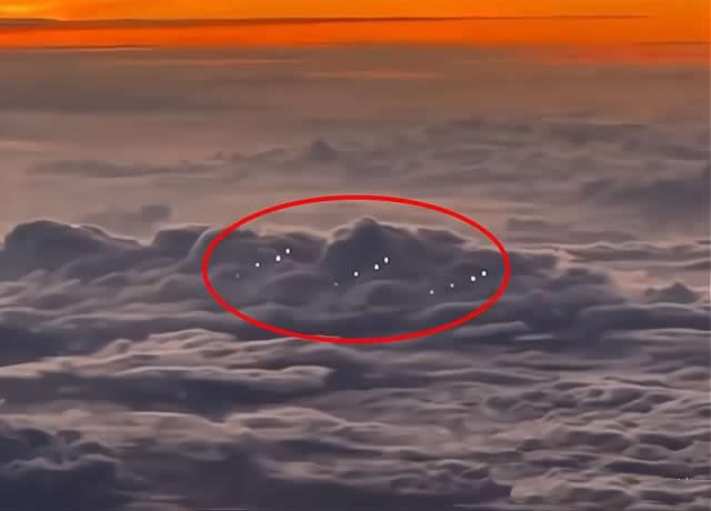 南海UFO事件：12个发光体保持队形飞行的视频证据369 / 作者:张立武 / 帖子ID:131249