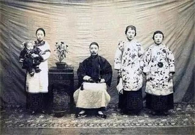 一夫多妻_一夫多妻的国家有多少122 / 作者:UFO爱好者 / 帖子ID:97485