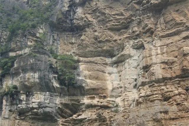 乐山大佛的传说_乐山大佛的传说故事60 / 作者:UFO爱好者 / 帖子ID:101539