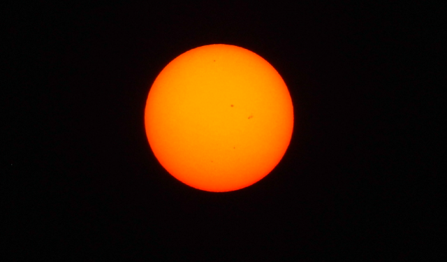 太阳为什么能一直燃烧_太阳为什么能一直燃烧宇宙没有空气461 / 作者:UFO爱好者 / 帖子ID:103571