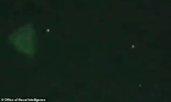 50״¶UFOӰ999 / :UFO / ID:100483