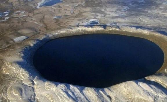 是UFO在保护地球？2013年一颗小行星袭击地球，在空中爆炸解体308 / 作者:UFO爱好者 / 帖子ID:115884