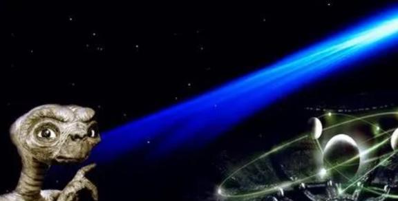 是UFO在保护地球？2013年一颗小行星袭击地球，在空中爆炸解体48 / 作者:UFO爱好者 / 帖子ID:115884