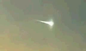 是UFO在保护地球？2013年一颗小行星袭击地球，在空中爆炸解体606 / 作者:UFO爱好者 / 帖子ID:115884