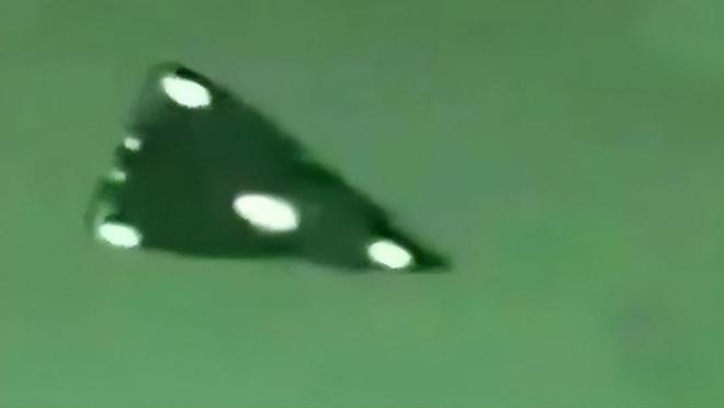 ݳְɫٶȺܿ죬Ʋ401 / :UFO / ID:117902